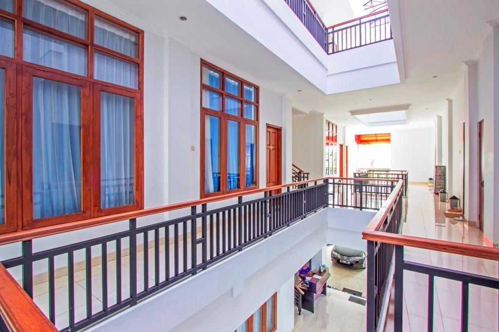 Hotel Reddoorz @ Plemburan Sleman  Exterior foto