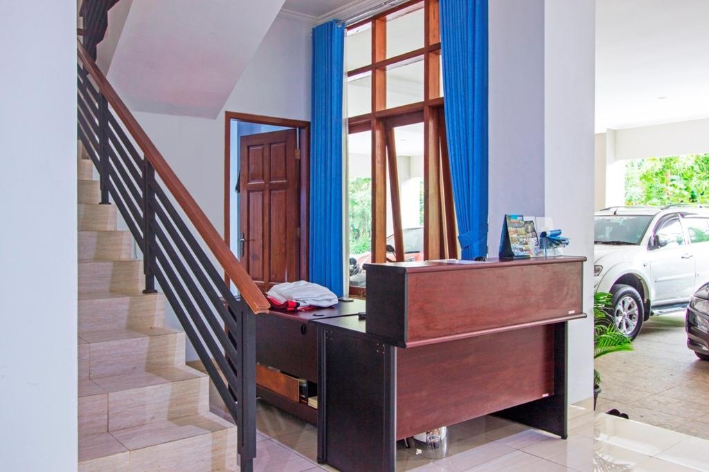 Hotel Reddoorz @ Plemburan Sleman  Exterior foto