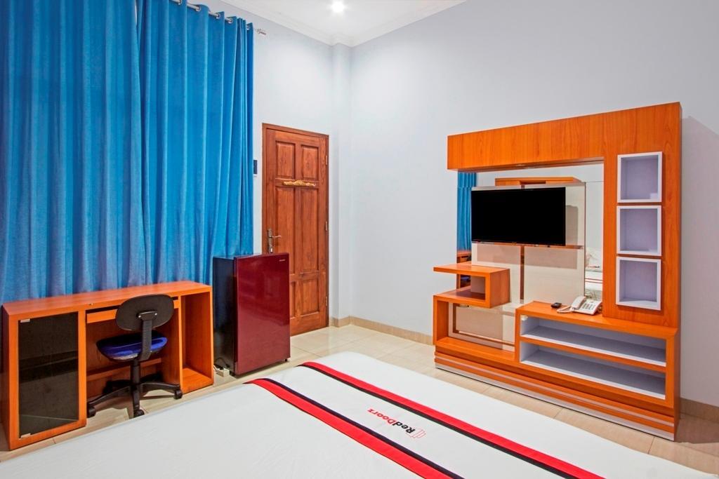 Hotel Reddoorz @ Plemburan Sleman  Exterior foto